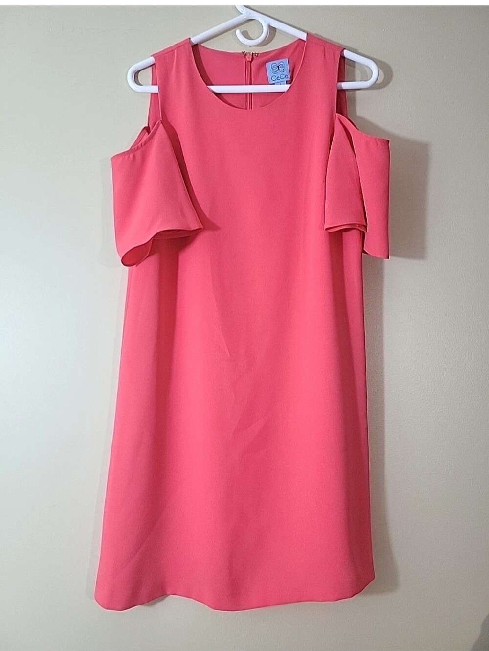 CeCe Womens dress Cold-Shoulder Shift Dress, Coral Pink Sz 4 Perfect